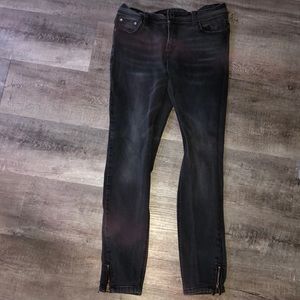 dark gray skinny jeans